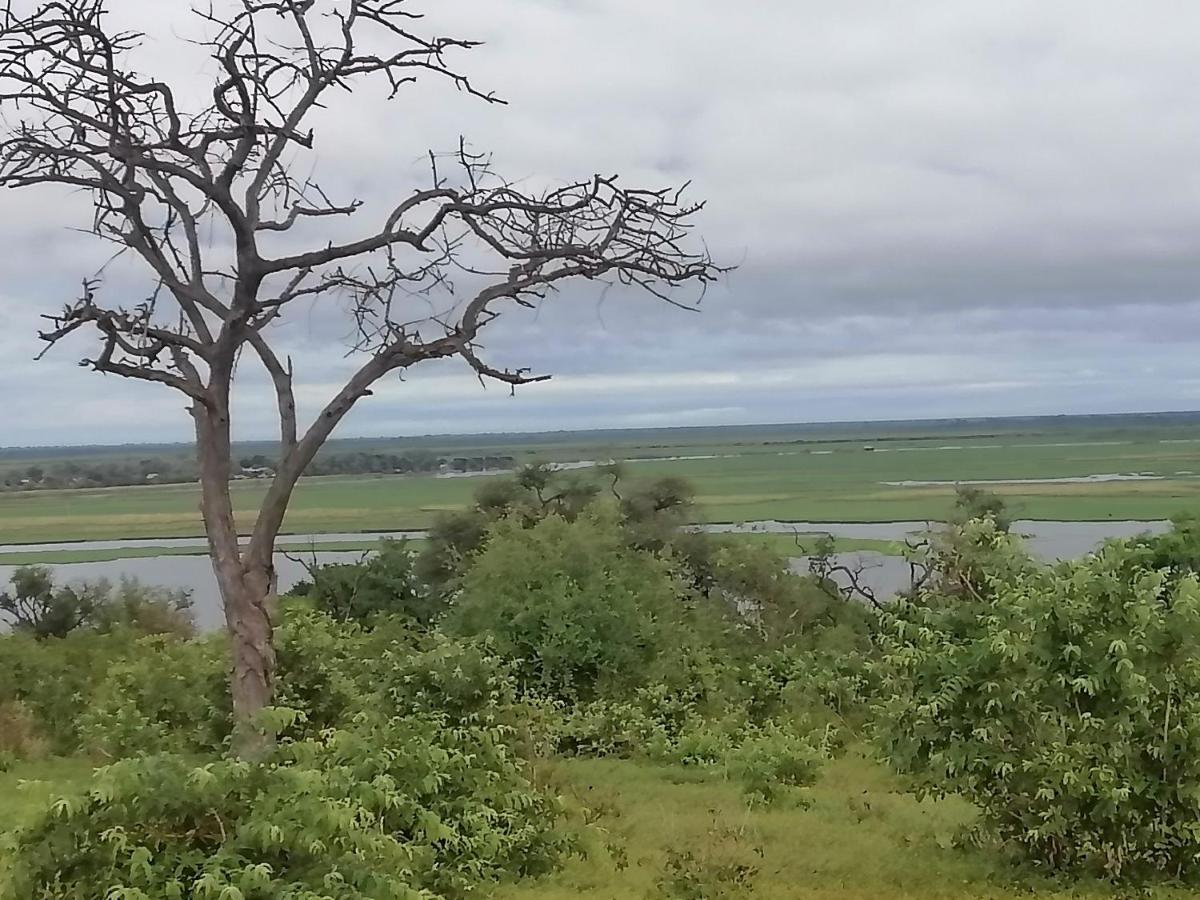 Looks Cottages Self Catering Apartments Kasane Buitenkant foto